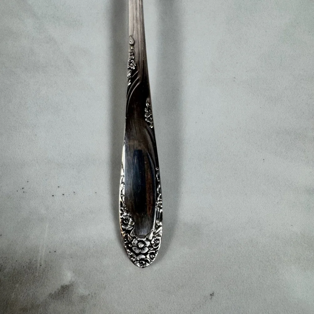 Vintage Oneida Simeon L & George H Rogers Silver Plated‎ Master Butter Knife
